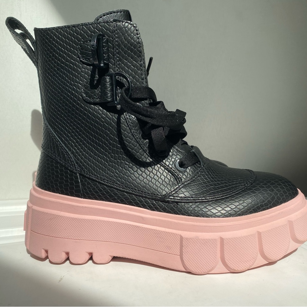 Sorel Women's Caribou Lace-Up WP Boots size 6 new H16N3 - Picture 5 of 8